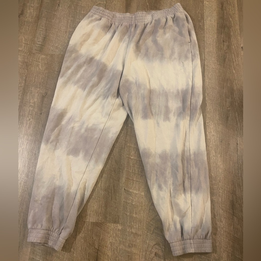 Gray pink victoria secret tie-dyed sweater/jogger pants